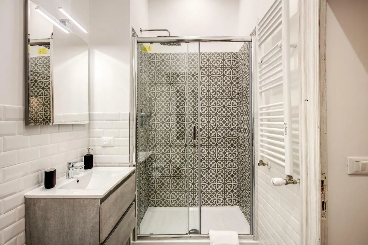Apartment Virginia-S Home In Monti Rome Italy